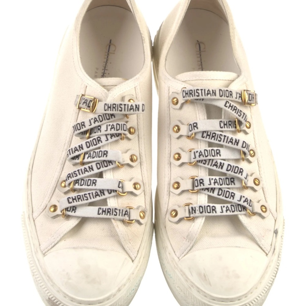 Sold-Christian Dior beige Sneakers with Logo Laces